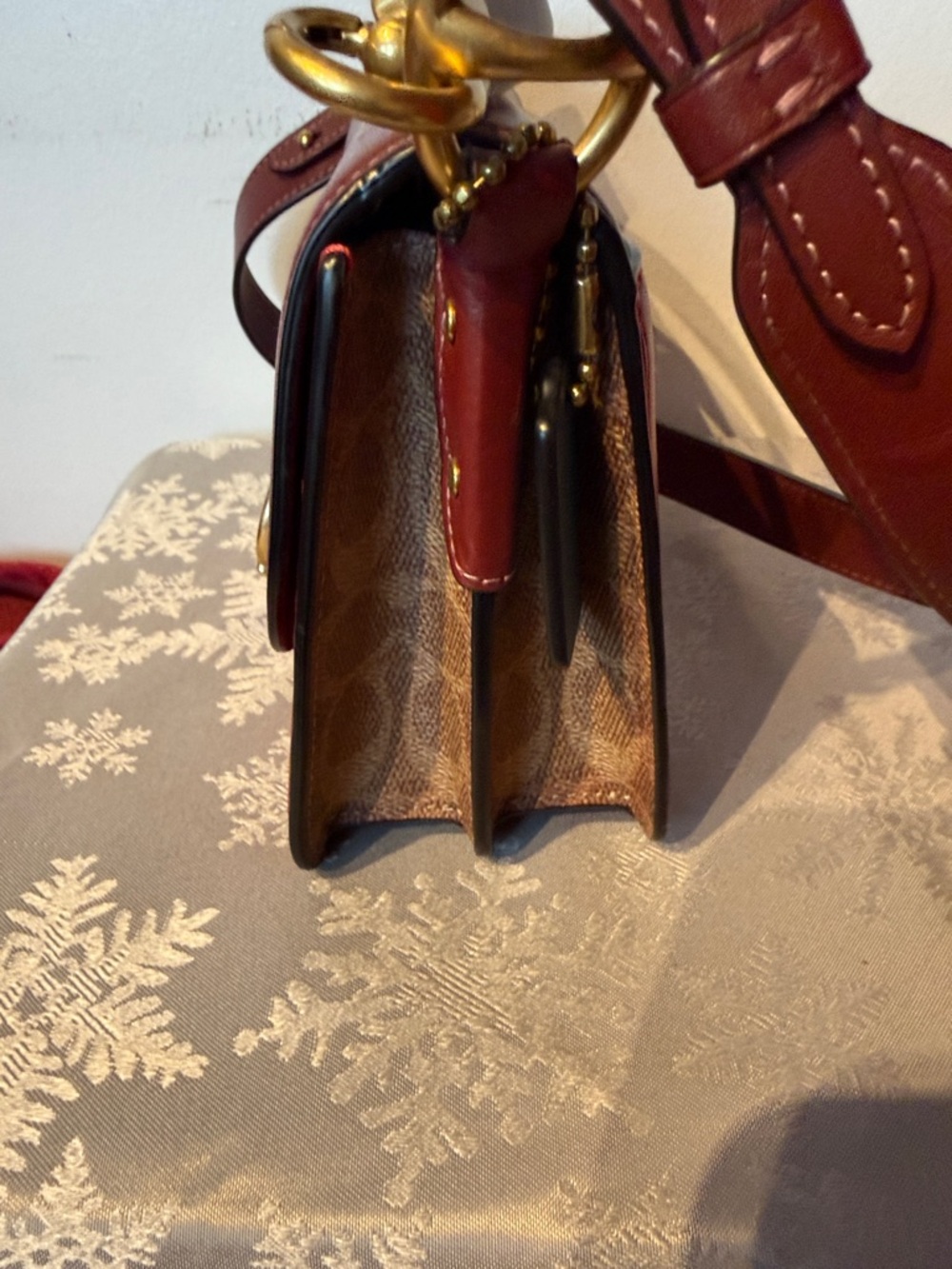 Coach Two-Tone Red and Burgundy Leather Crossbody with Gold Buckle - Picture 2 of 7